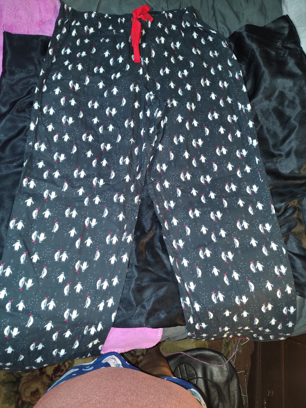 Victoria's Secret Black Penguin-Print Women's Pajama Bottoms with Red Drawstring